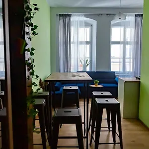 sweet-dreams-apartments.poznan-hotels.com/